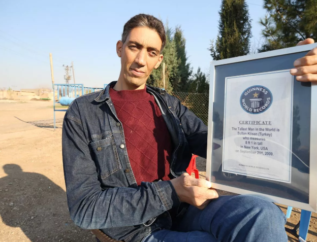 Sultan Kösen Height