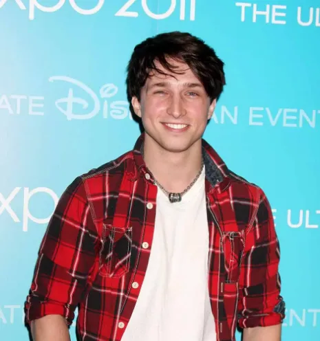 Shayne Topp Age Biography, Career, Lifestyle, and Net Worth