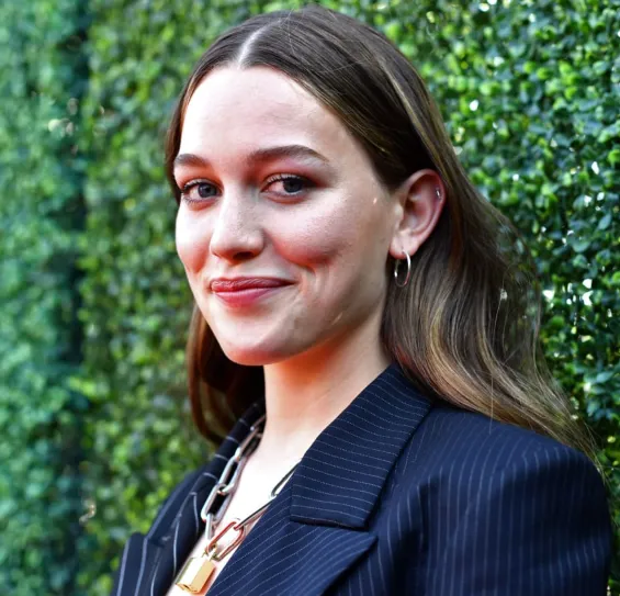 Victoria Pedretti Age – Biography, Career, Lifestyle, and More