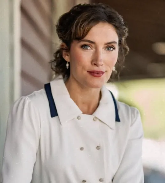 Miranda MacDougall Age – Complete Biography, Net Worth & Lifestyle